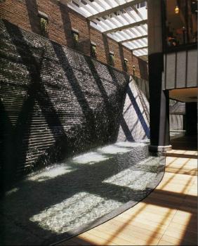 佐佐木葉二作品系列展示（五）：花園都市塔樓