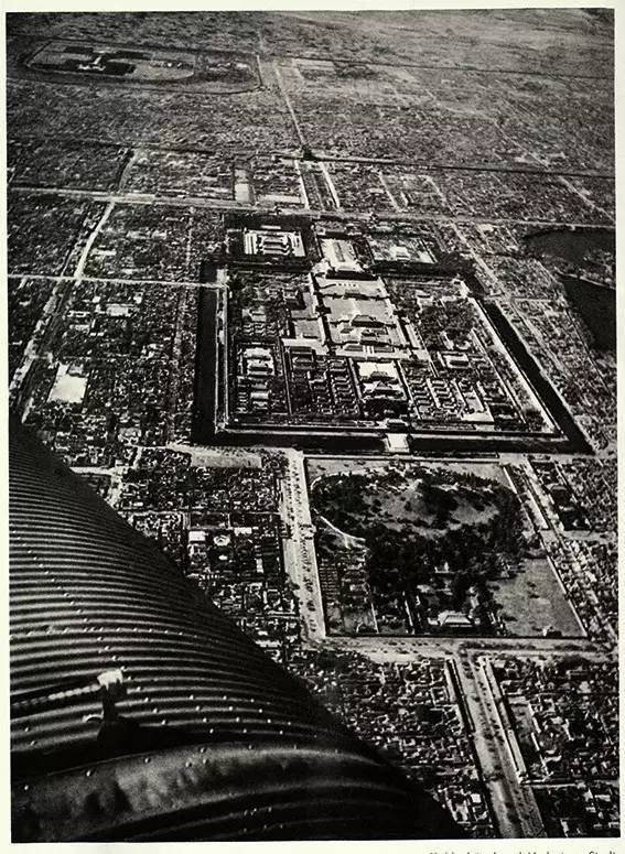 一個德國飛行員鏡頭下的中國1933—1936