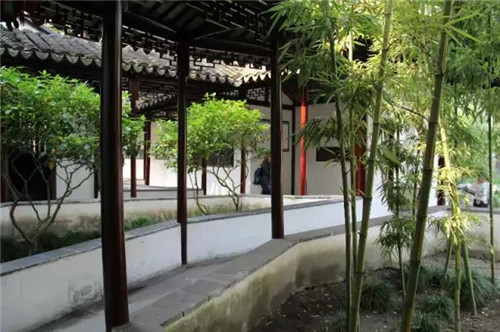 園林中的脈絡：廊