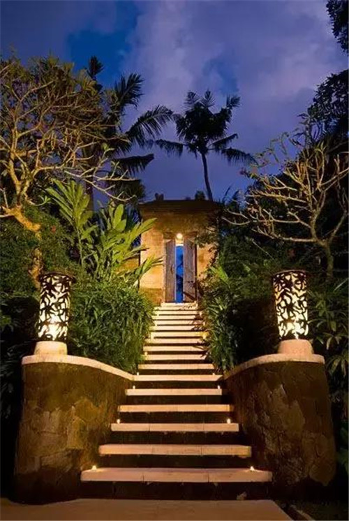 民宿庭院入口可以設(shè)計(jì)成這樣