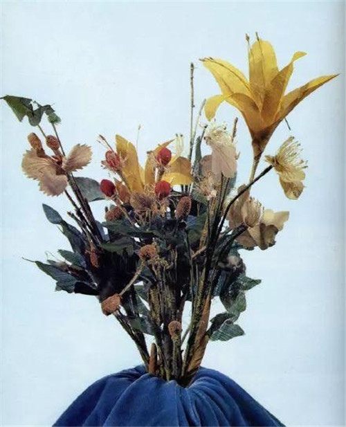 中國的插花技藝卻比其早出現千年!