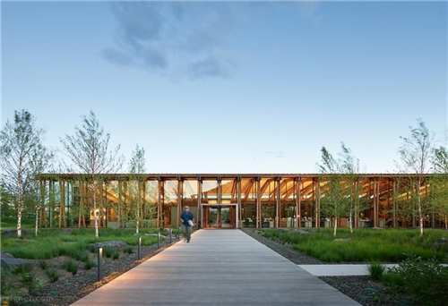 敬畏自然，與自然共生