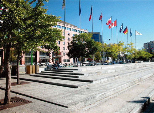 埃菲爾鐵塔周邊將改造為大花園,由哪位大師設計?