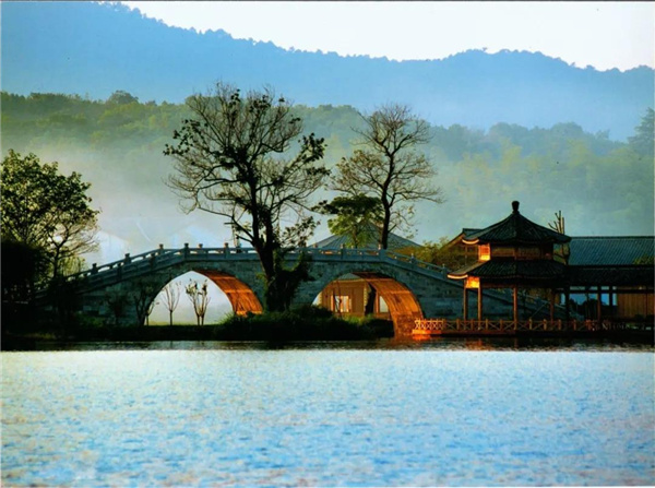 張建庭：杭州新西湖修復(fù)經(jīng)驗(yàn)