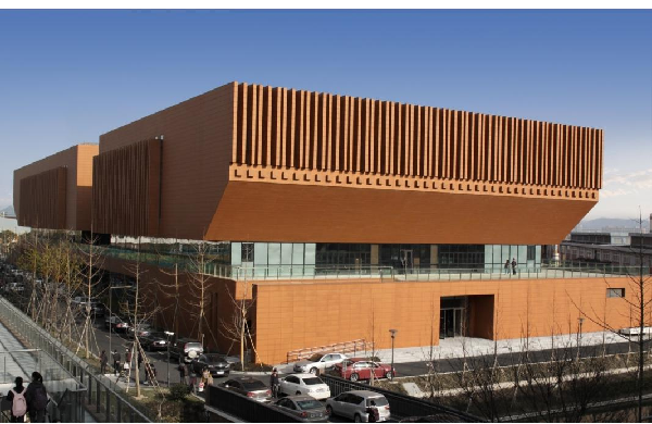 高裕江：中庸建構——現代建筑形態創新理論概述與實踐案例研析