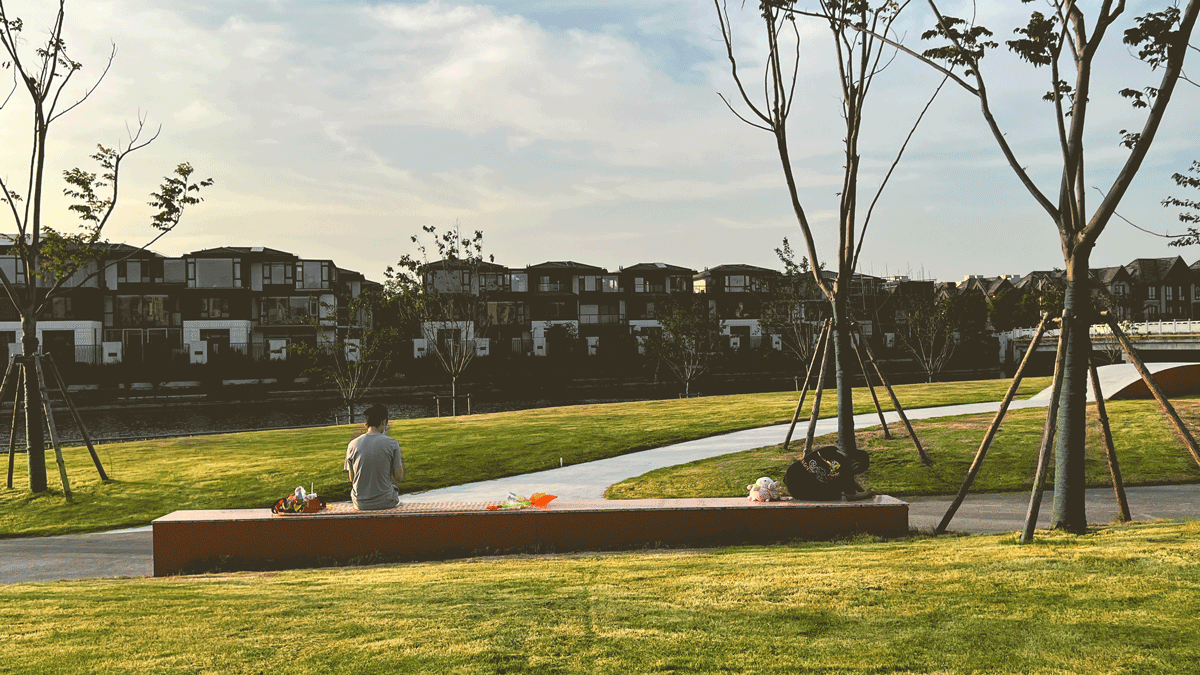 或然景觀丨活力草坪作為生活水岸目的地