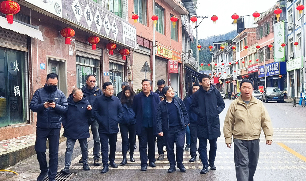 瀘古高速服務區(qū)城市設計競賽舉辦踏勘答疑會