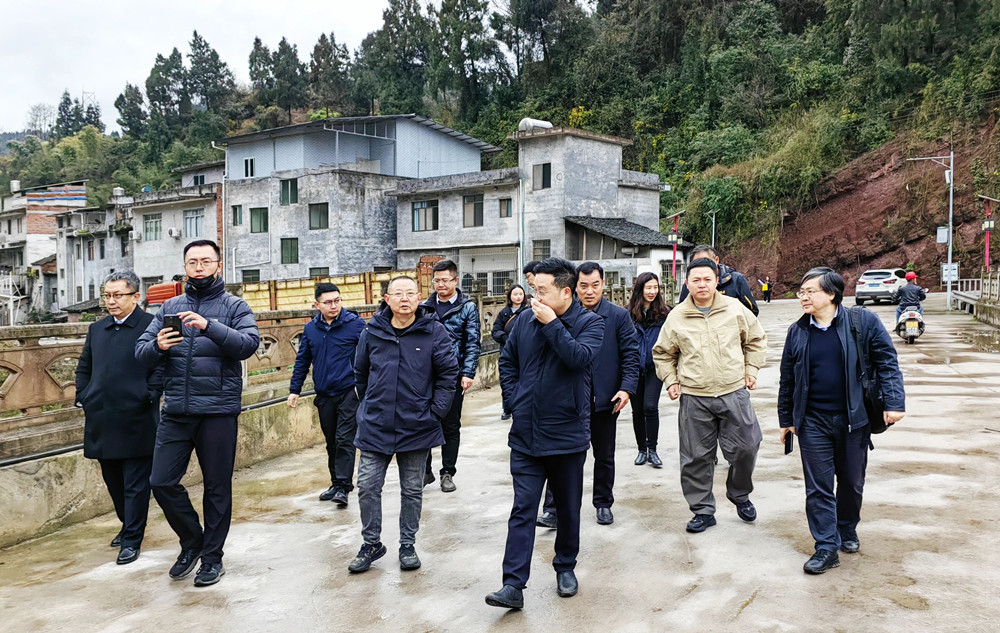 瀘古高速服務區(qū)城市設計競賽舉辦踏勘答疑會