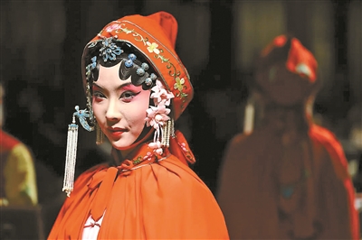 《游園驚夢》入園林:情中含景才能景中生情